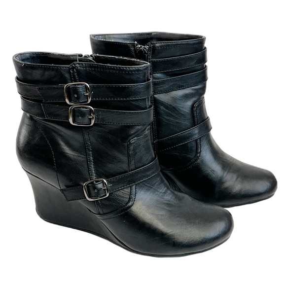 Women’s Kenneth Cole Black Booties Size 8 - Picture 1 of 9